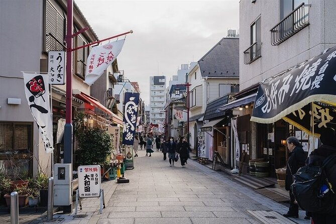Tokyo Time Machine Exploring Old School Monzen Nakacho - Meeting at Monzen-nakacho Station: The Flow of a 1:00 pm Start
