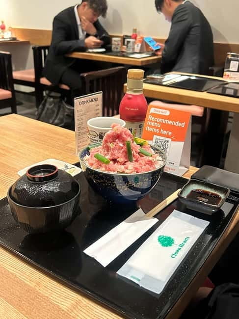 Tokyo Toyosu Tuna Auction + Breakfast (Sushi Dai or Bentomi) - Breakfast inside Toyosu: Bentomi vs Sushi Dai, what you really get