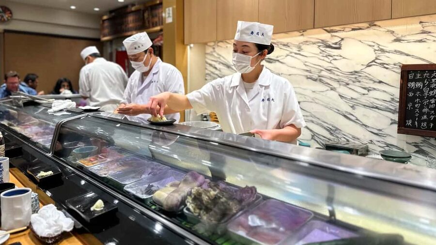 Tokyo: Toyosu Tuna Auction &Tsukiji Market Gourmet Adventure - Toyosu Breakfast 6:30–7:15: Seafood You Can Taste Immediately