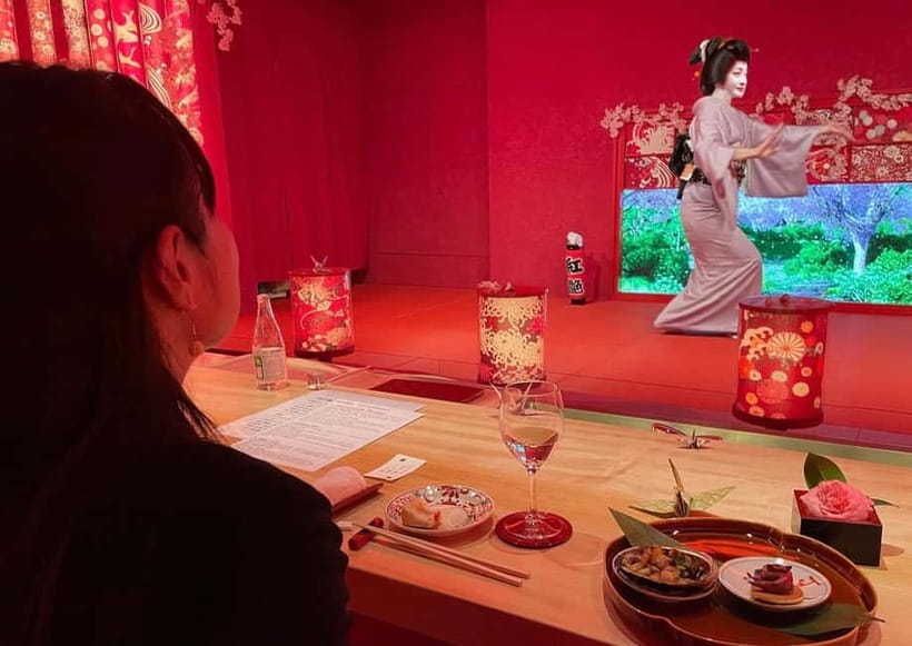 Tokyo: Traditional Geisha Experience Show & Japanese Dinner - Photo Time in Kimono, Without the Flash