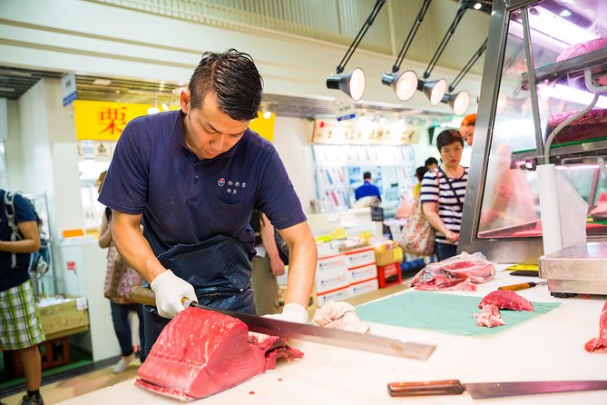 Tokyo: Tsukiji Fish Market Food and Culture Walking Tour - The Big Payoff Meal: Sushi or Seafood Bowl, Depending on the Day