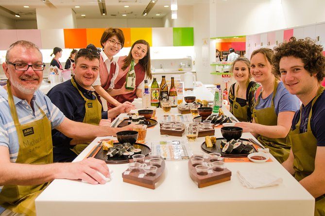 Tokyo Tsukiji Fish Market Tour and Sushi Making Lesson - Start at Tsukiji Hongwanji Temple, then move fast