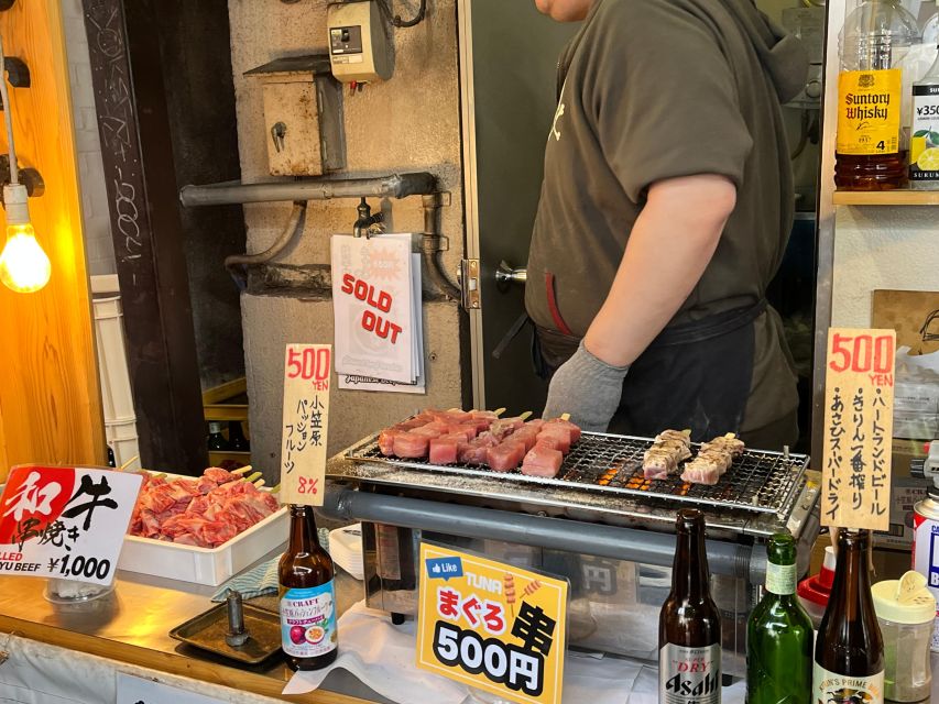 Tokyo: Tsukiji Fish Market Tour with 6 Stops & Seafood Lunch - Tsukiji Hongan-ji: the etiquette lesson you actually use