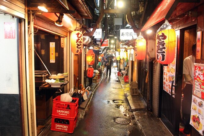 Tour with Pro Tokyo Photographer and take Edgy Unique Portraits - Quick hits before you book