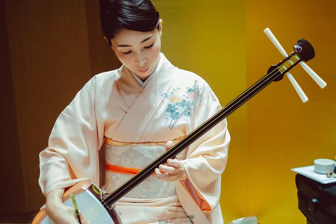 Traditional Japanese Music ZAKURO SHOW in Tokyo - What You Hear: koto, shamisen, shakuhachi, and taiko up close