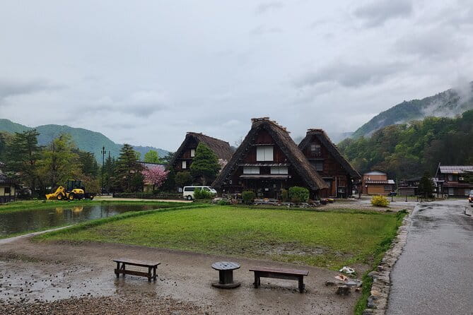 True Kanazawa: Private Walking tour with a Local guide - Kanazawa Castle grounds: Maeda clan context without the pressure