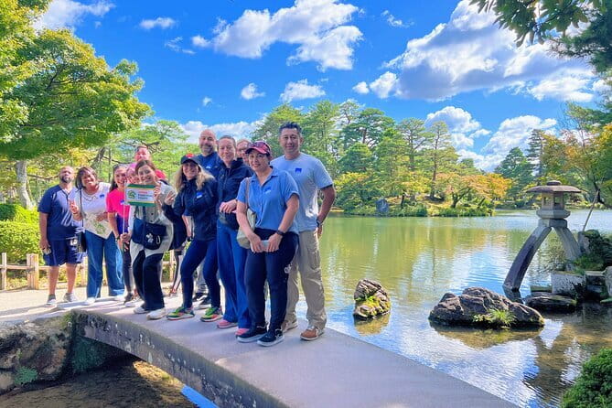 True Kanazawa: Private Walking tour with a Local guide - Kenrokuen Garden: a quick guided look at seasonal design