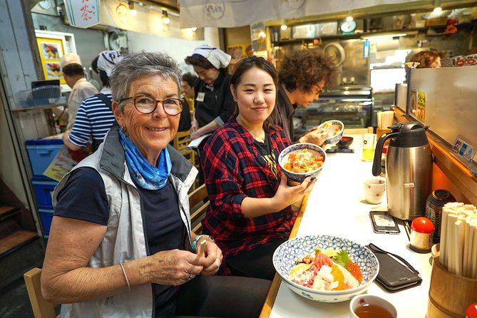 Tsukiji Fish Market Small-Group Food Walking Tour - The tasting loop: how you actually eat your way through Tsukiji