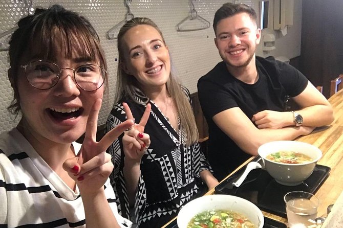 Vegan Friendly Sushi & Okonomiyaki Shibuya Night Foodie Tour - Meeting at Shibuya Tsutaya, finding your guide fast