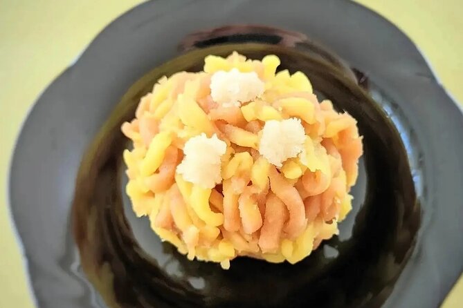 Wagashi traditional japanese sweets class - Why Sapporo wagashi is different with Yuki’s class