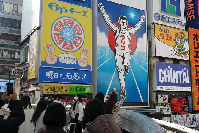 Walking Tour of Osaka's 5 Must-See Sights, with Ramen for Lunch - Stop 3: Shinsekai and Tsutenkaku, retro Osaka you can photograph