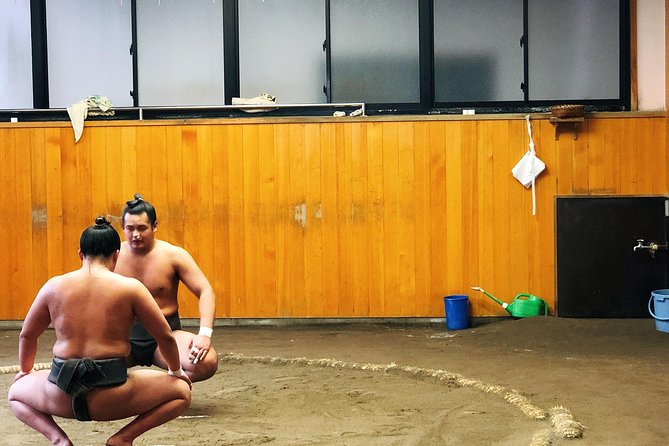 Watch Sumo Morning Practice at Stable in Tokyo - Sitting on the Floor: Comfort Tips That Decide If You Enjoy It