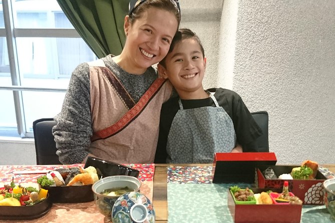 Well-balanced BENTO (lunch box) Cooking Class - Packing Your Bento Box Like Someone Who Does This Every Week